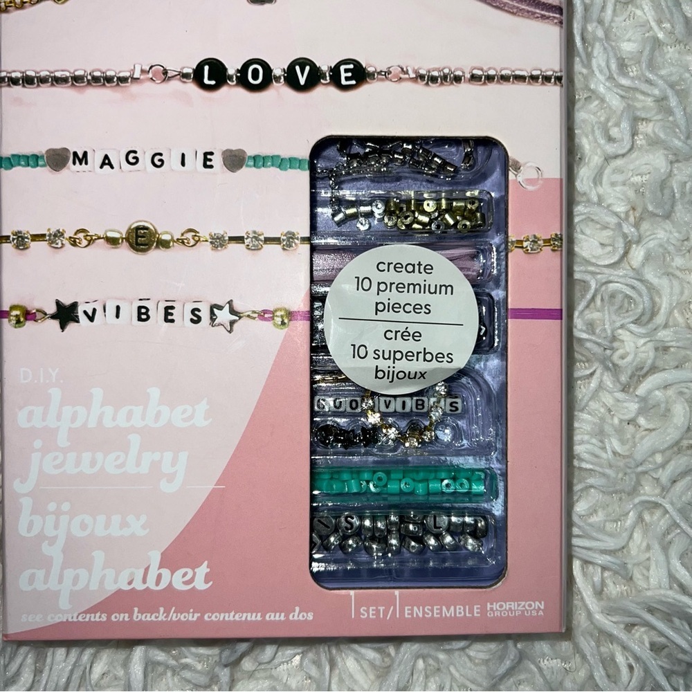 True2U by STMT DIY Alphabet Jewelry Kit - Picture 2 of 4